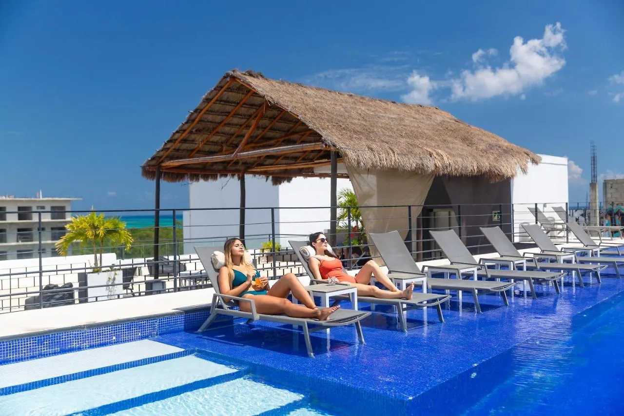 Hotel 52 Playa Del Carmen